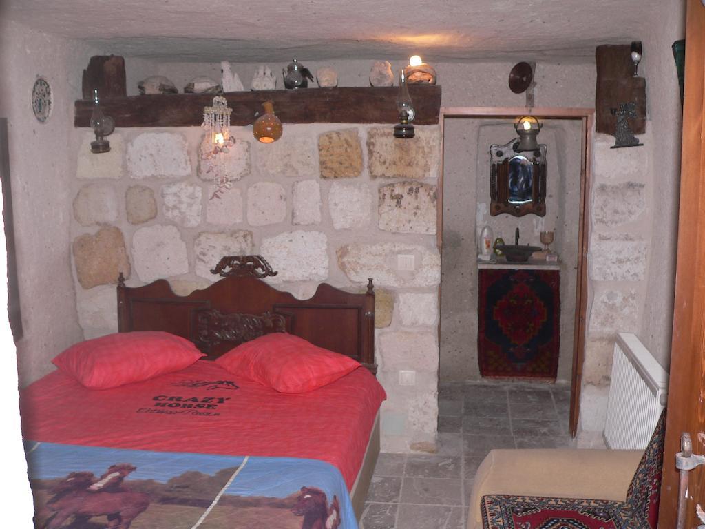 Crazy Horse Pension Ουργκούπ Εξωτερικό φωτογραφία