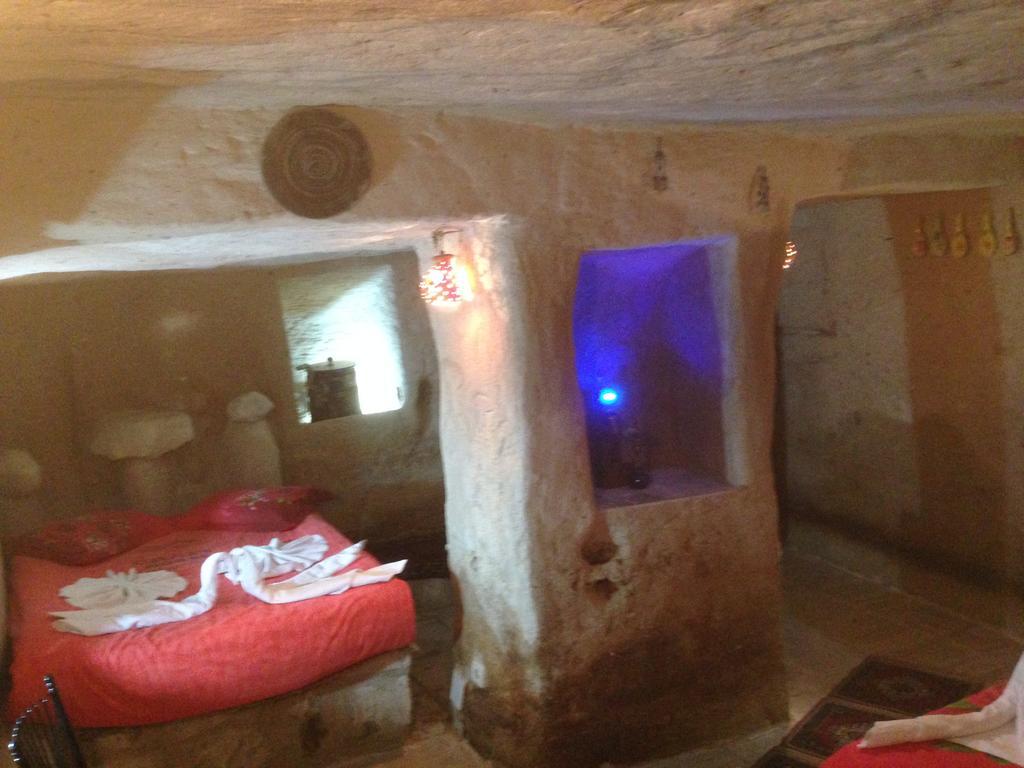 Crazy Horse Pension Ουργκούπ Εξωτερικό φωτογραφία