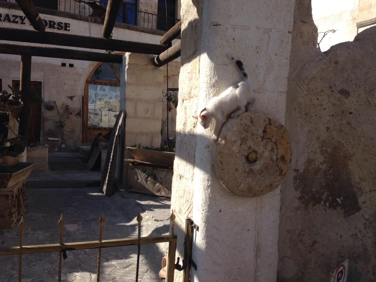 Crazy Horse Pension Ουργκούπ Εξωτερικό φωτογραφία